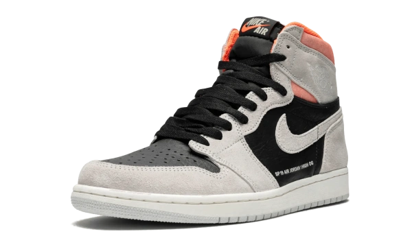 Air Jordan 1 High OG Neutral Grey / Hyper Crimson 