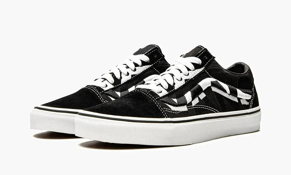 Vans Old Skool Embroidered Logo
