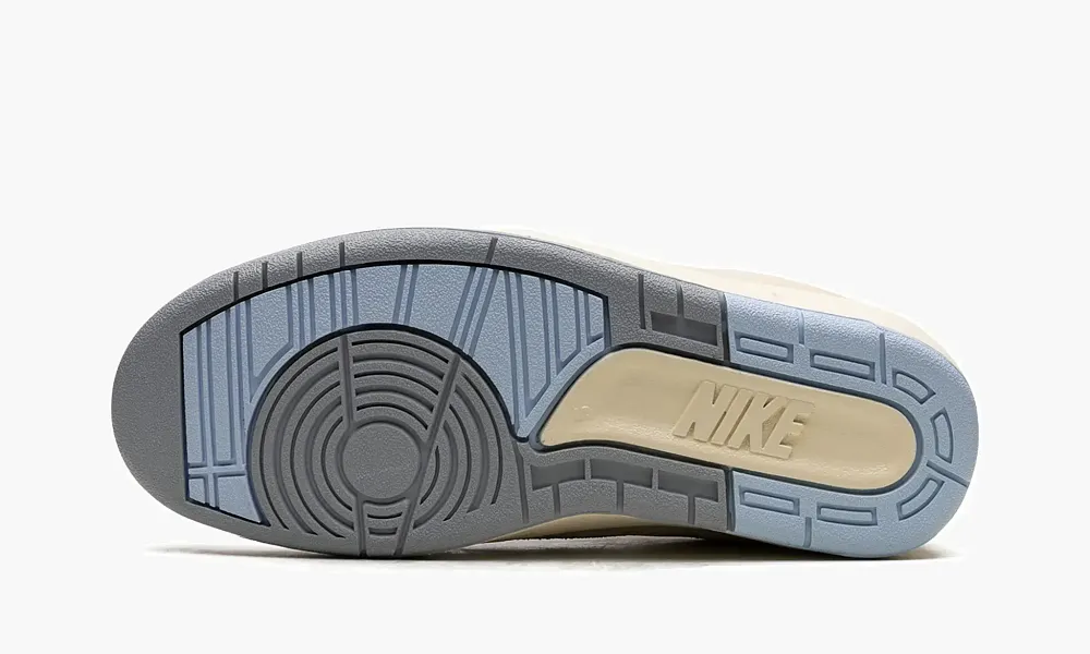 Air Jordan 2 Low WMNS Look Up In The Air
