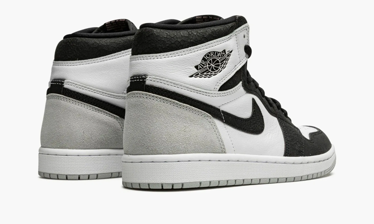 Air Jordan 1 Retro High OG Bleached Coral 
