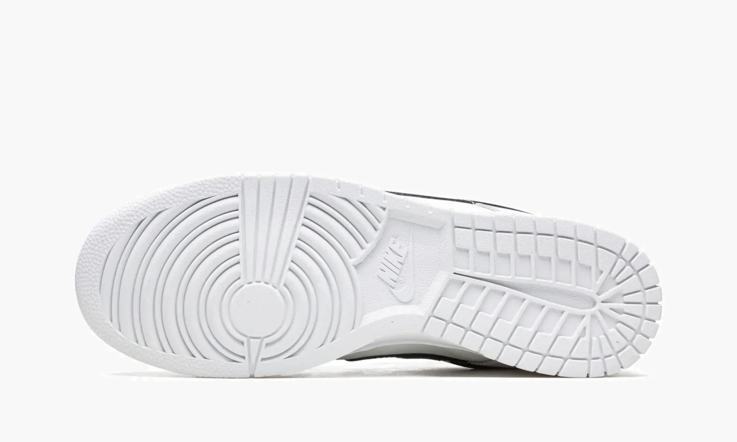 Nike Dunk Low Retro Reverse Panda 