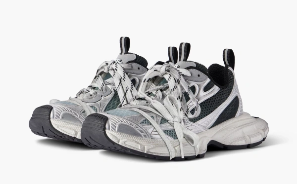 Balenciaga 3XL Sneaker Worn-Out Gradient - Black Silver 