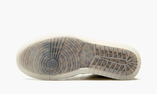 Air Jordan 1 Low WMNS Snkrs Day 