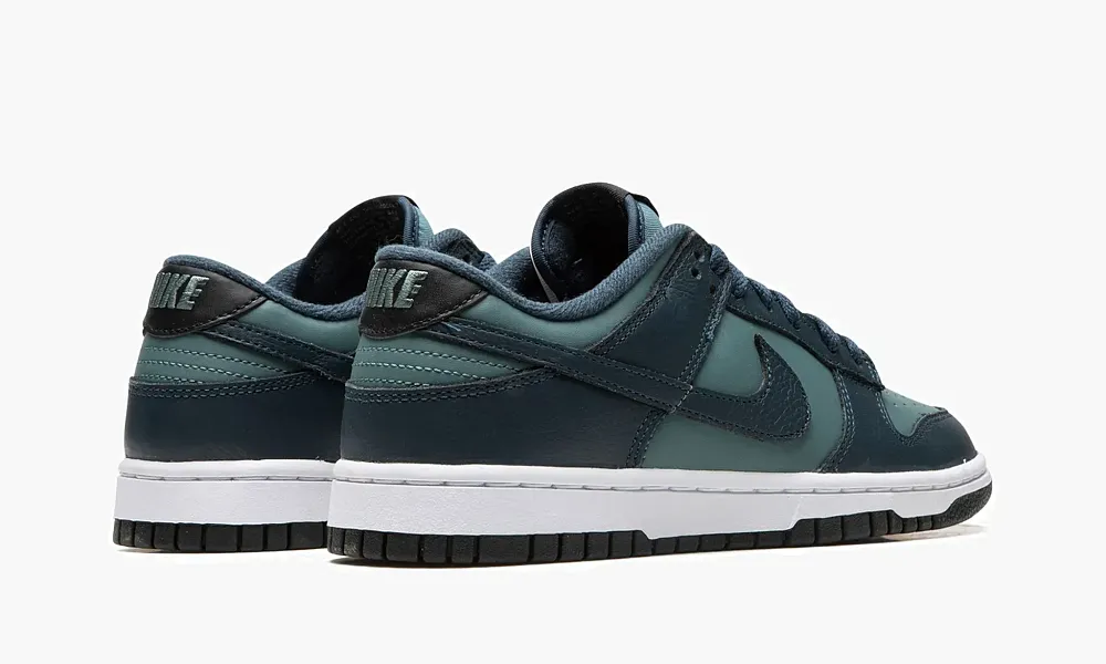 Nike Dunk Low PRM Armory Navy