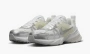 Nike V2k Run WMNS Metallic Silver White 