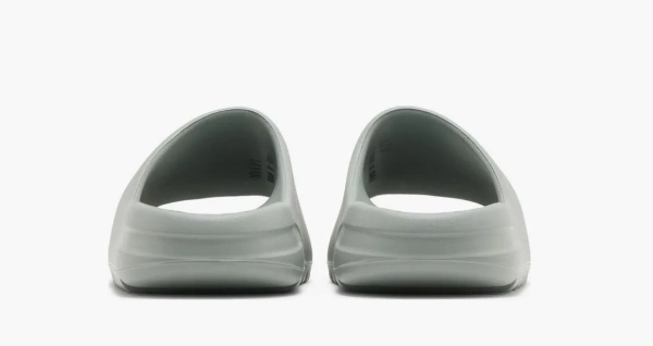 Yeezy Slide Salt