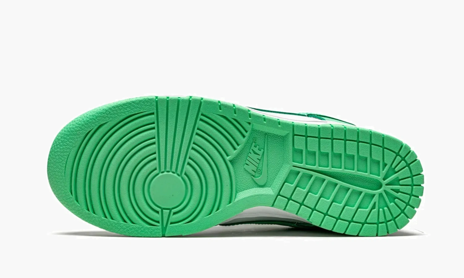 Nike Dunk Low WMNS Green Glow 
