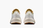 On Cloudzone Moon WMNS Ivory Putty