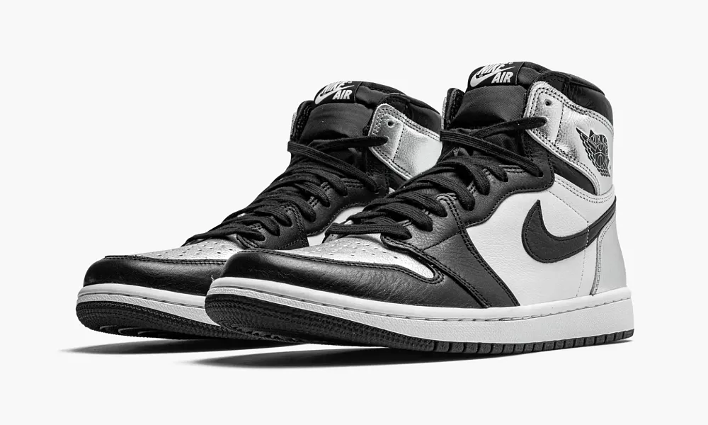 Air Jordan 1 High OG WMNS Silver Toe