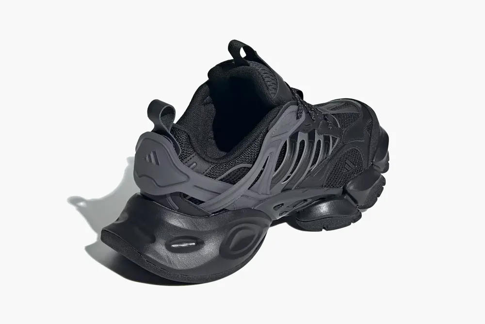 Adidas XLG Runner Deluxe Core Black/Grey Four