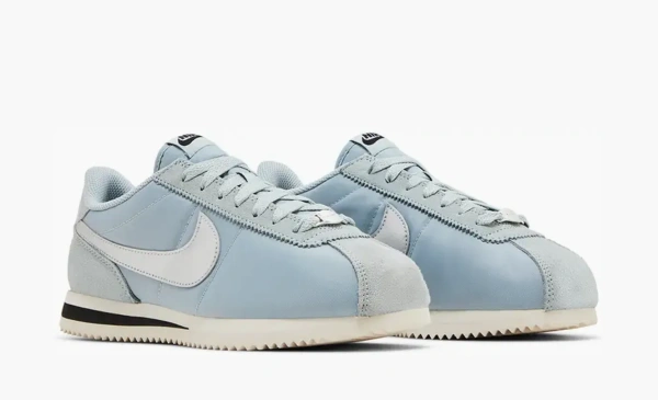 Nike Cortez WMNS Light Pumice 