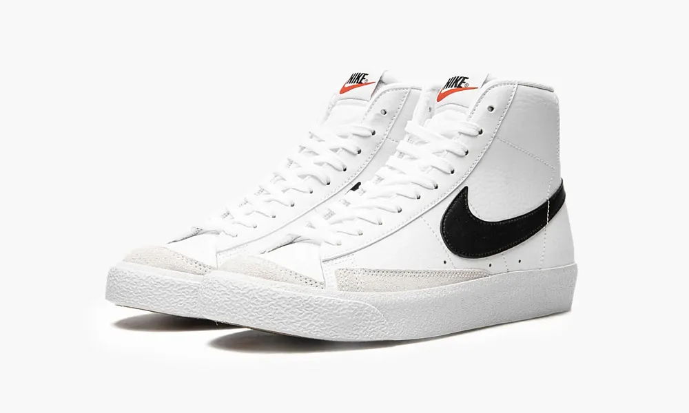 Blazer Mid 77 WMNS White Black