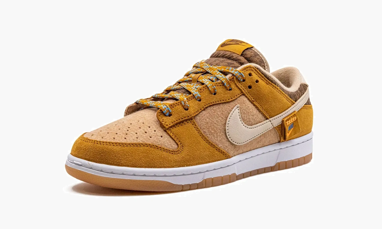 Nike Dunk Low SE Teddy Bear Praline 