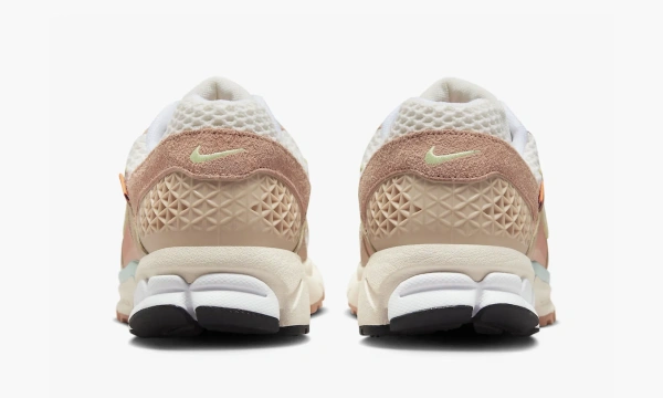 Nike Zoom Vomero 5 Have A Day
