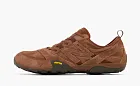 New Balance MT10 Brown