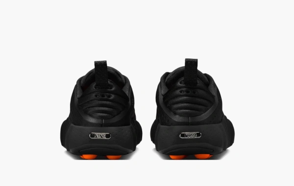 Nike Mind 002 WMNS Black Hyper Crimson 
