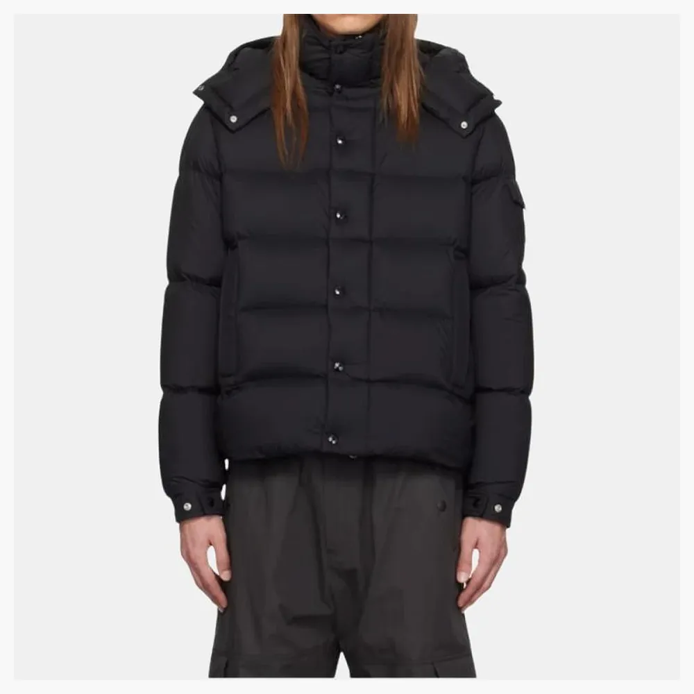 Moncler Maya 70 Short Down Jacket Black