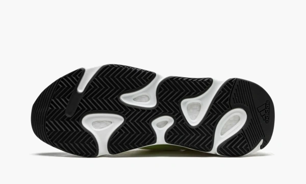 Yeezy Boost 700 Mnvn Laceless Phosphor 