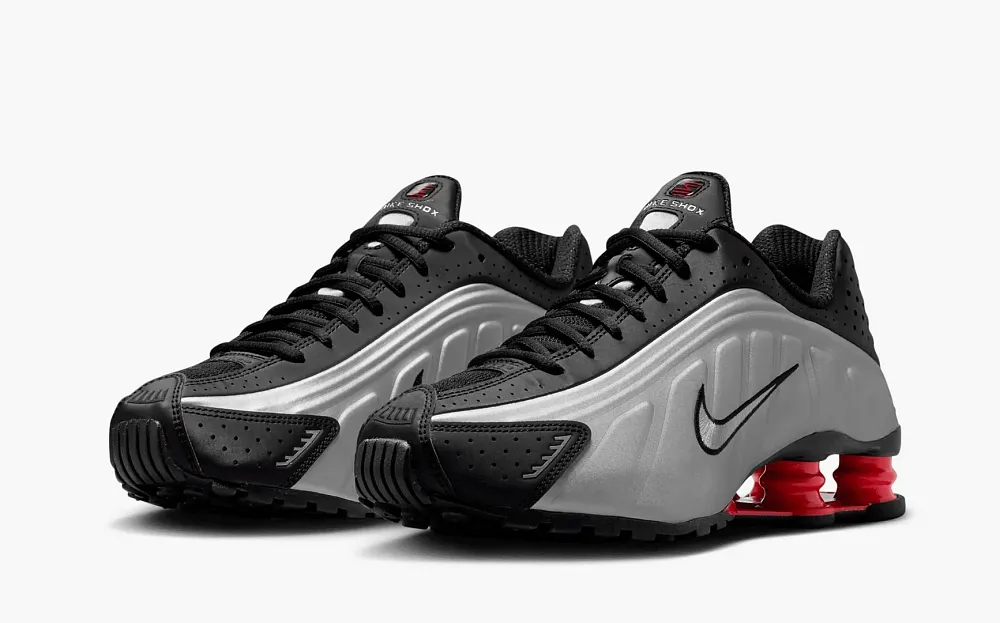 Nike Shox R4 WMNS Black/Metallic Silver