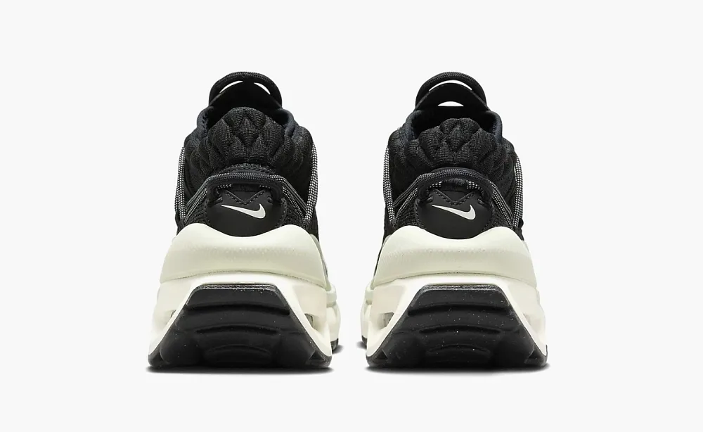 Nike Air Max Flyknit Venture WMNS Black Sail