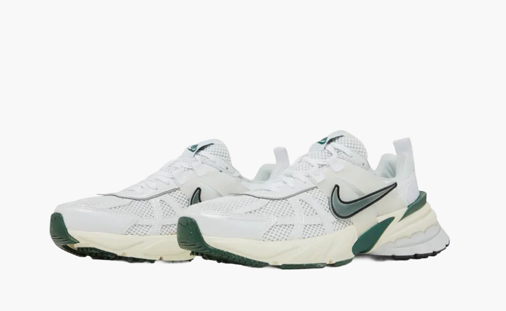 Nike V2K Run WMNS Fir
