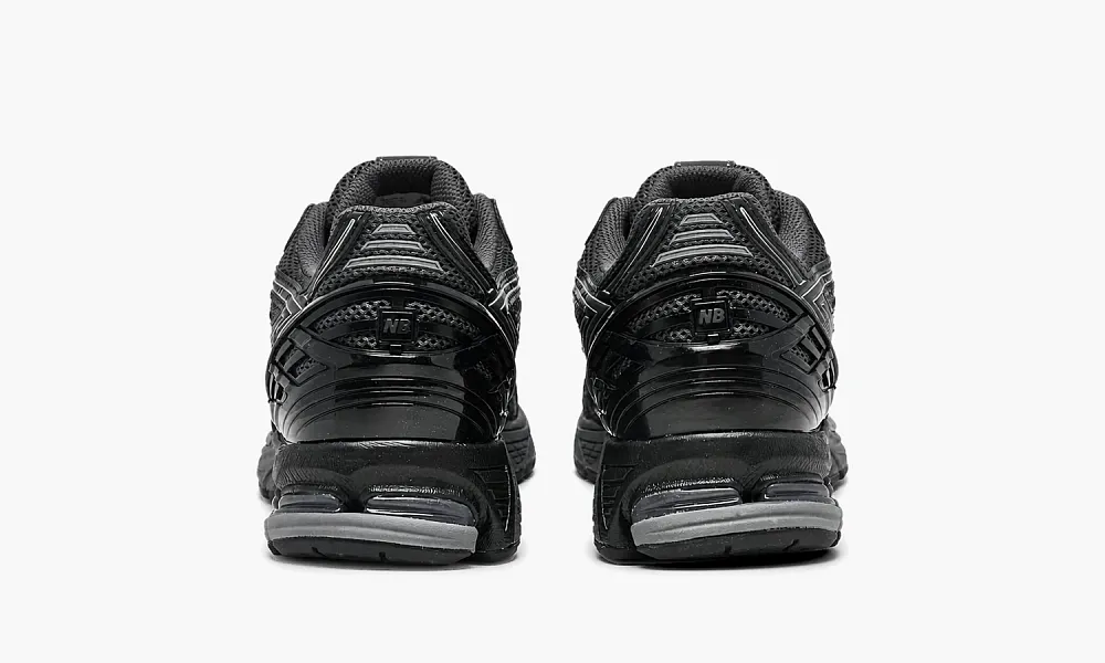 New Balance 1906r Magnet