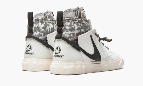 Nike Sacai Blazer Mid Readymade White 