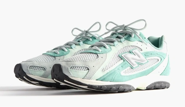 New Balance 204L x Kith Bluebell 