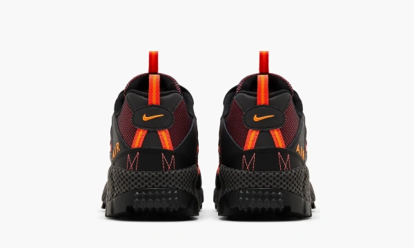 Nike Air Humara Black Bright Crimson 