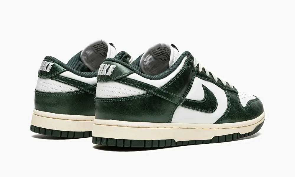 Nike Dunk Low WMNS Vintage Green
