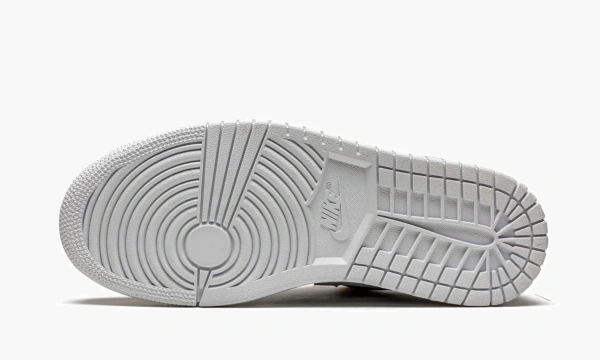 Air Jordan 1 Low WMNS Chicago Flip 