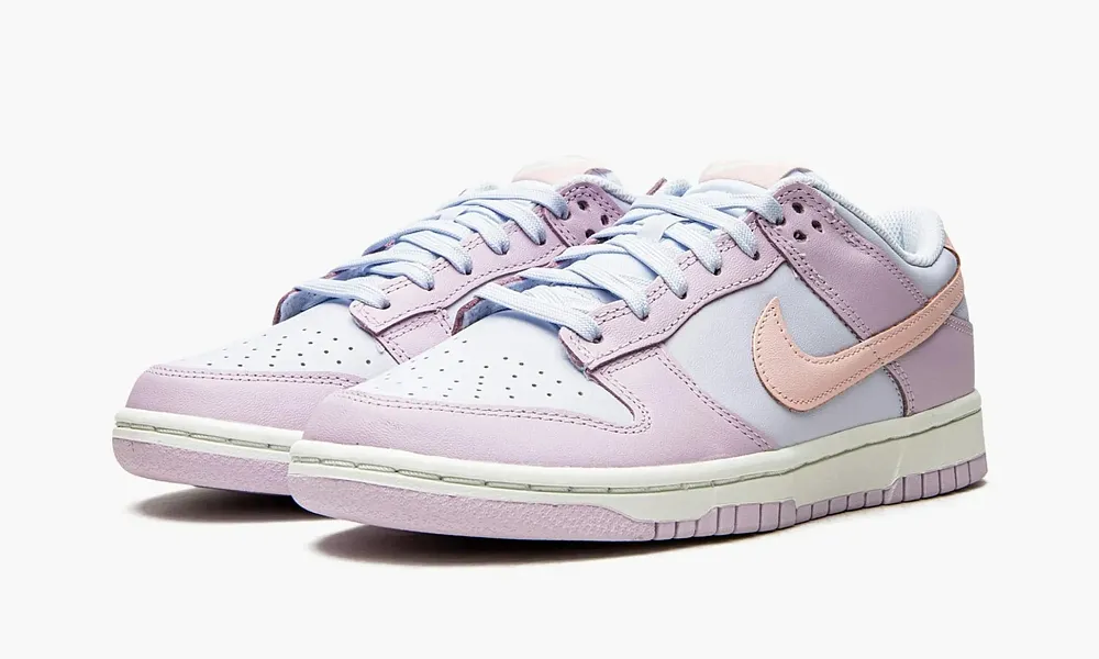 Nike Dunk Low WMNS Easter 2022
