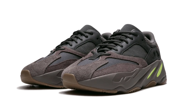 Yeezy Boost 700 Mauve