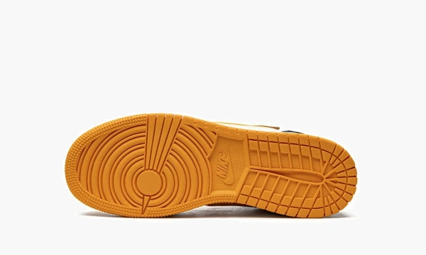 Air Jordan 1 Low Flyease GS Taxi 