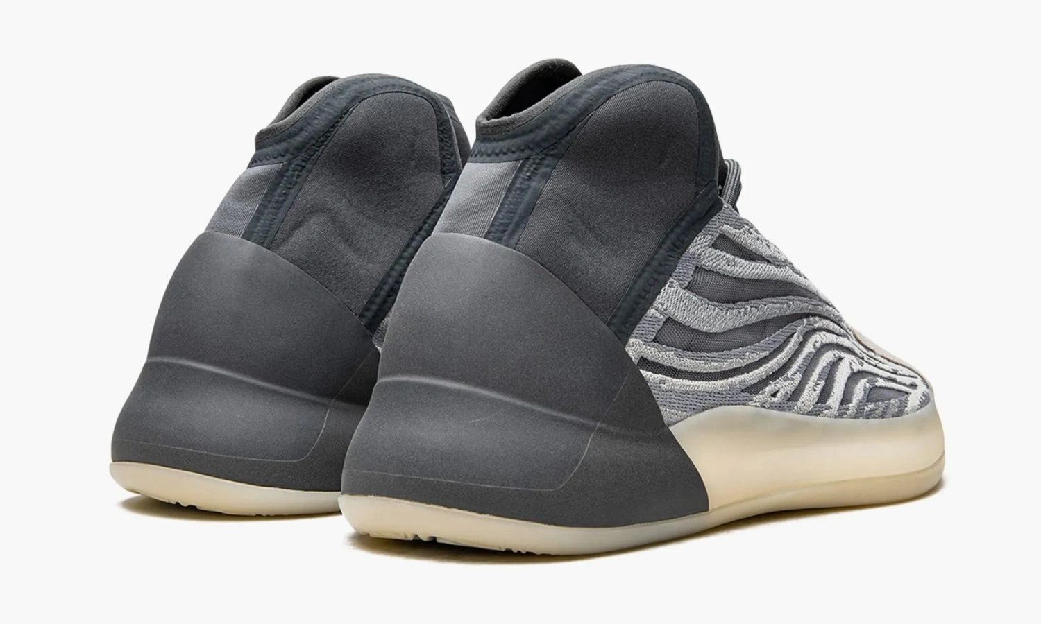 Yeezy Qntm “mono Carbon” 