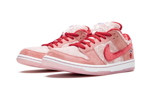 Nike SB Dunk Low Pro Strangelove 