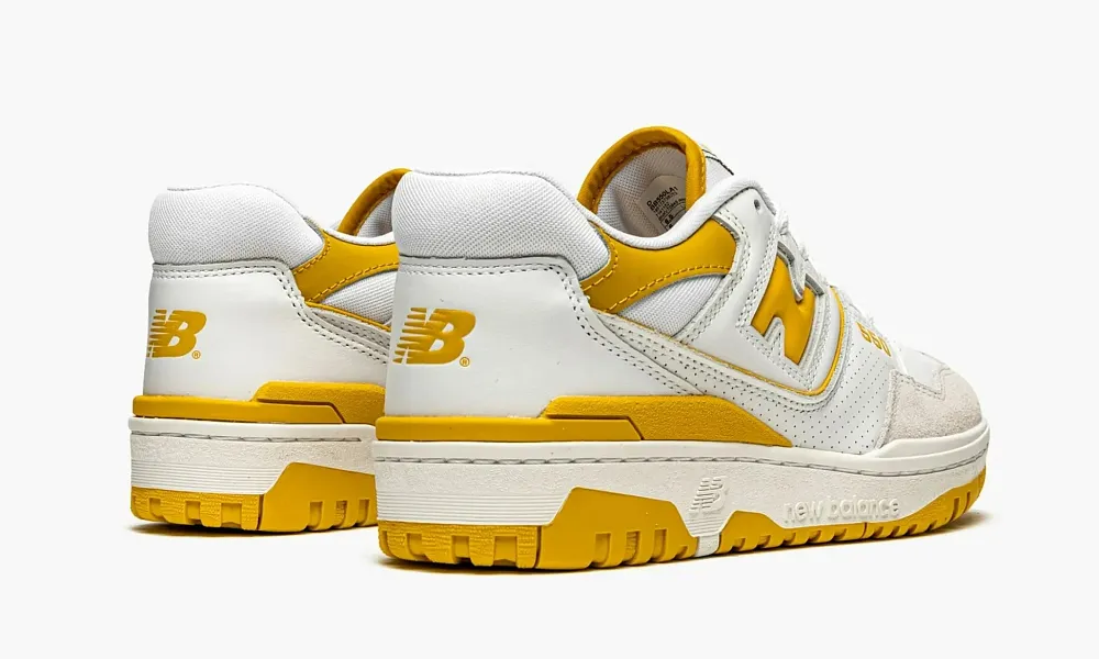 New Balance 550 Sea Salt - Varsity Gold