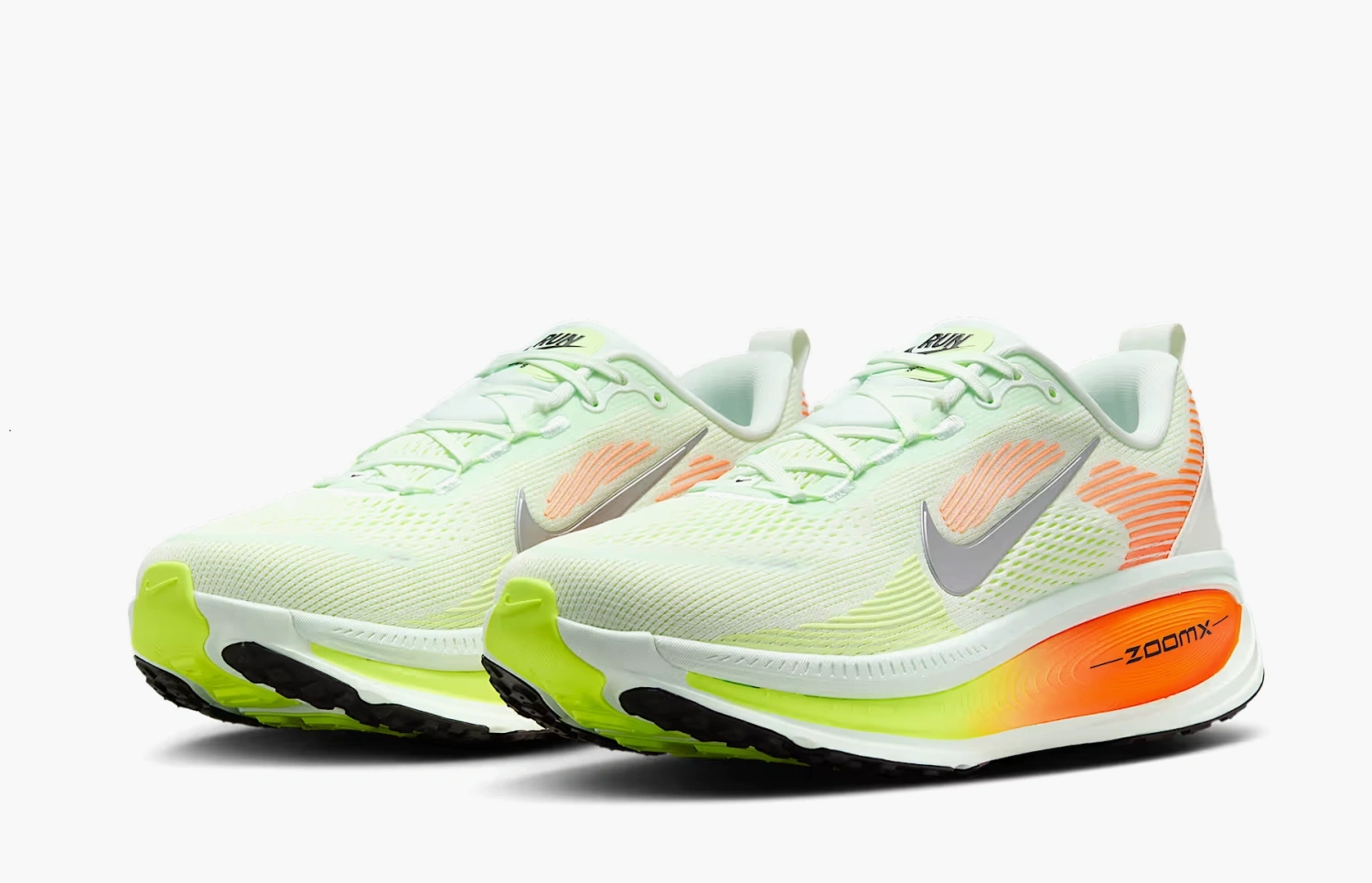 Nike Vomero 18 Barely Green Hyper Crimson 