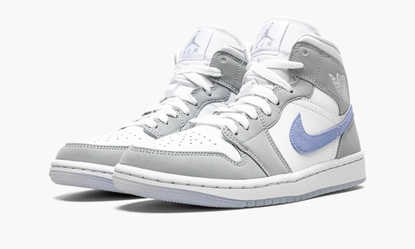 Air Jordan 1 Mid WMNS Wolf Grey Aluminum 