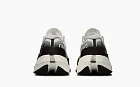 On Cloudboom Max WMNS White Black