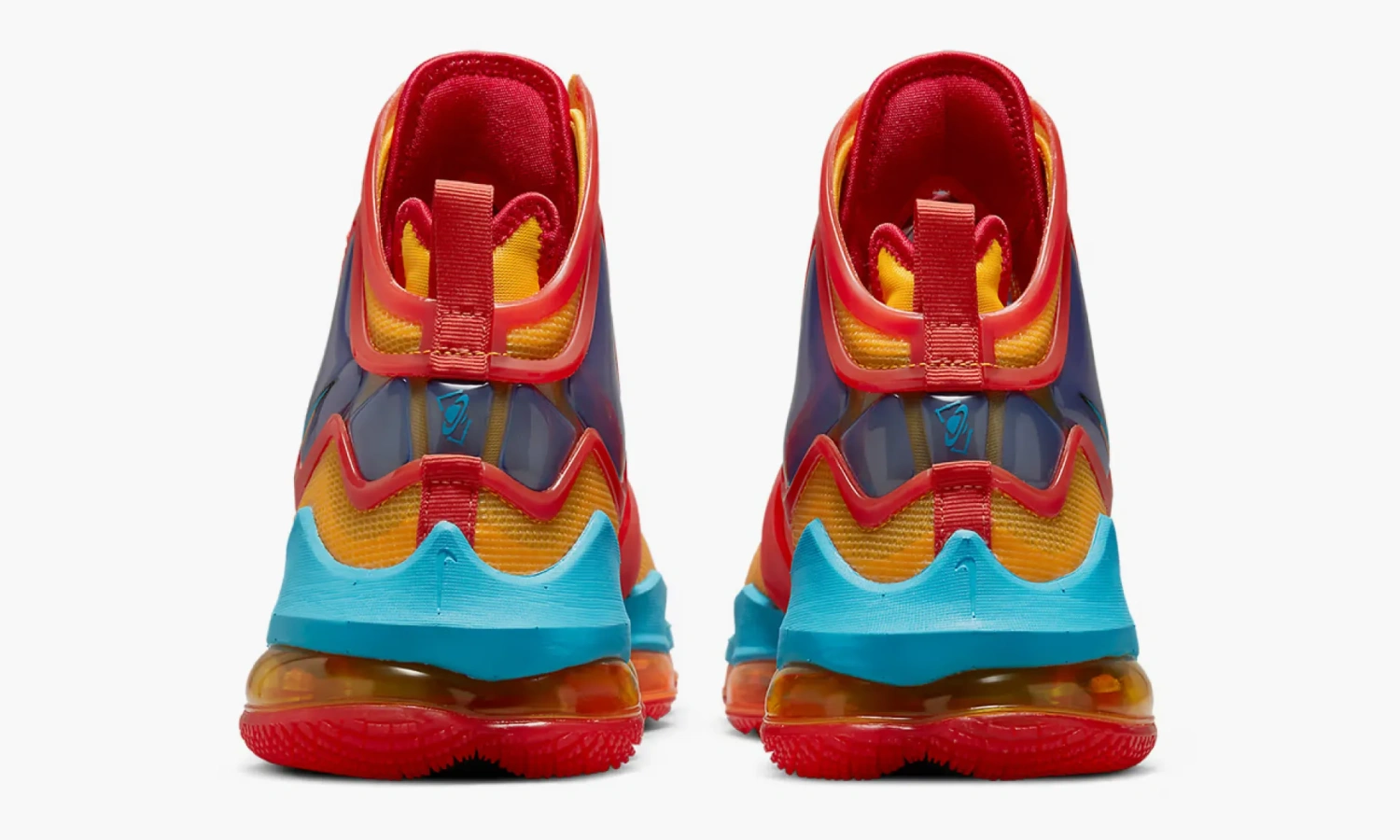 Nike Lebron 19 Tune Squad 