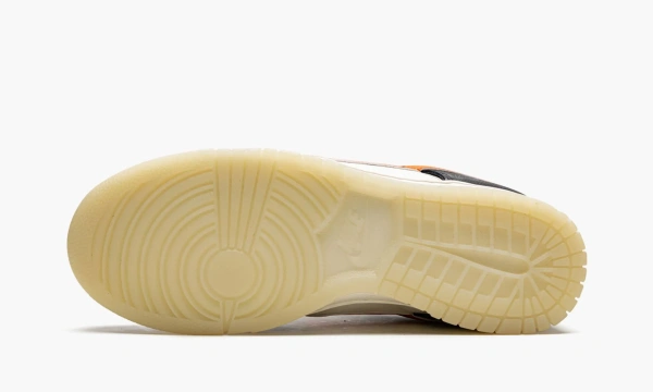 Nike Dunk Low PRM Halloween 