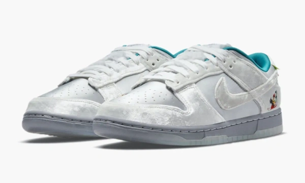 Nike Dunk Low WMNS Ice 