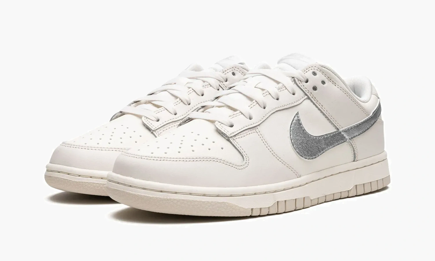 Nike Dunk Low Ess Trend WMNS Sail / Oxygen Purple 