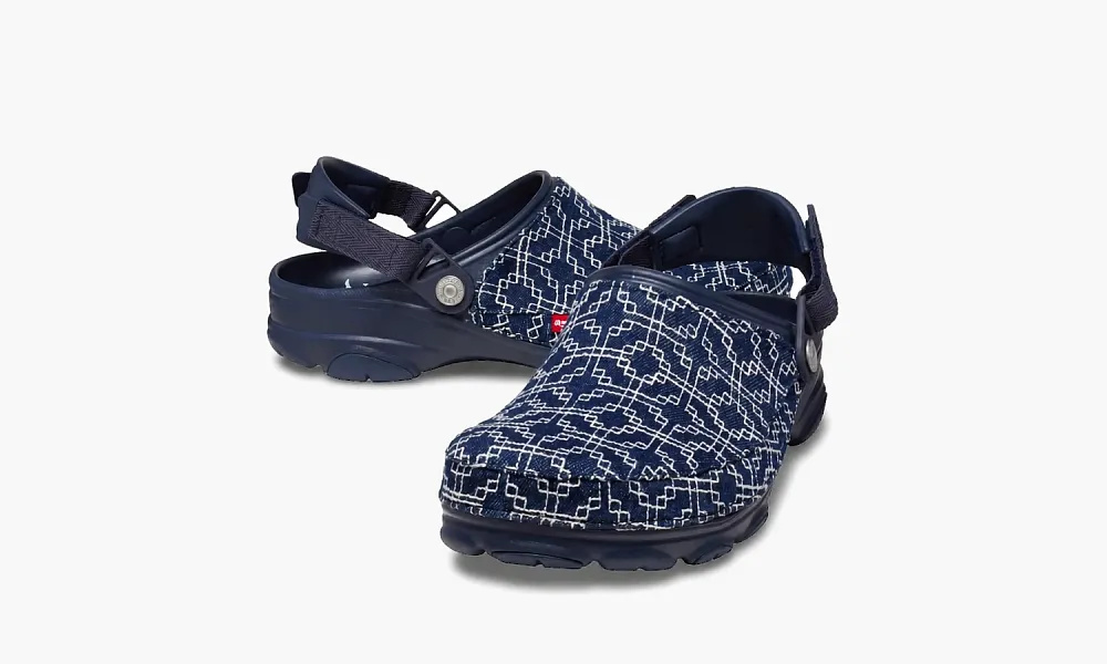 Levi's x Crocs Classic All-Terrain Clog 'Sashiko - Navy'