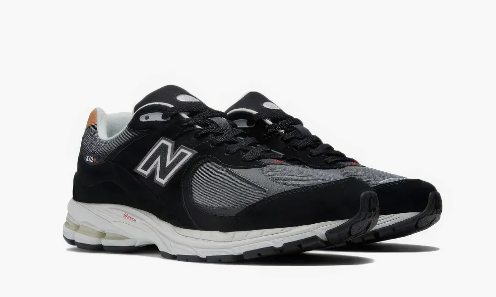 New Balance 2002r Black White