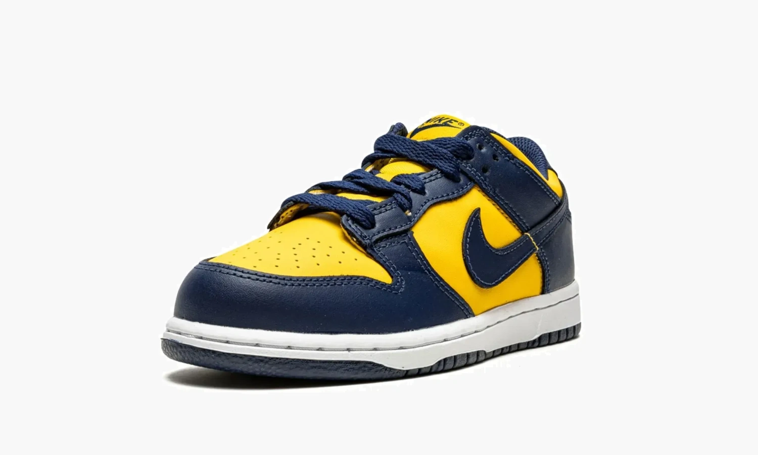 Nike Dunk Low PS Michigan  Nike Dunk Low PS Michigan
