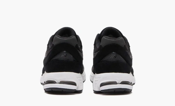 New Balance 2002R Black Gunmetal 
