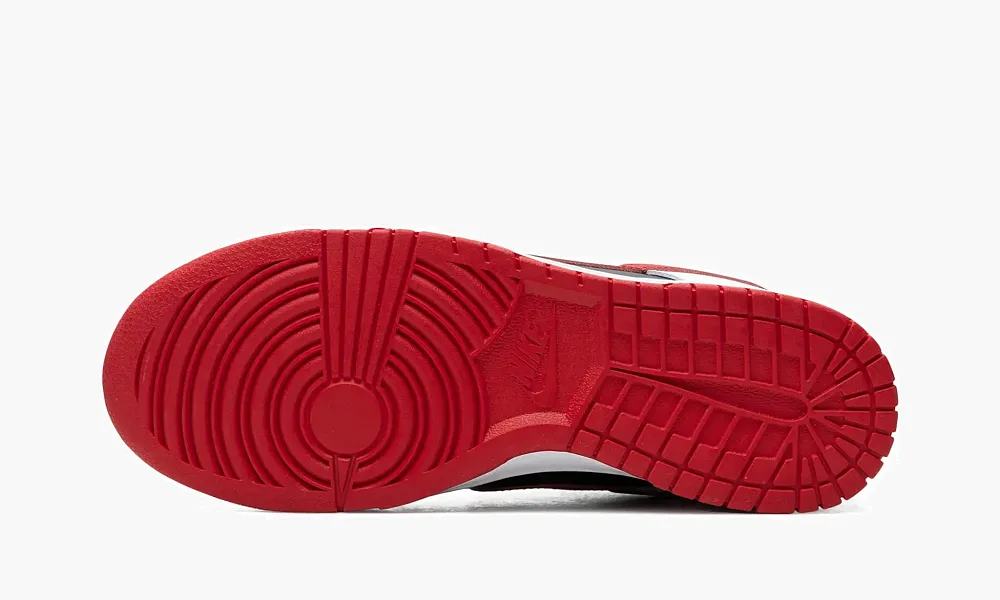 Nike Dunk Low Retro Black / University Red