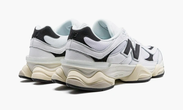 New Balance 9060 White / Black 
